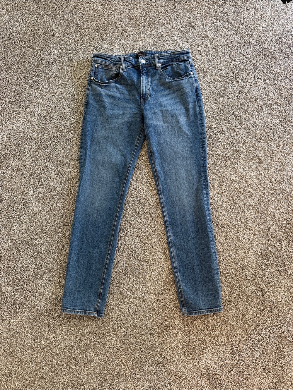 Quince Men’s Warren Stretch Slim Jeans in Azure Blue
